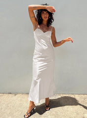 Creewood Maxi Dress Champagne