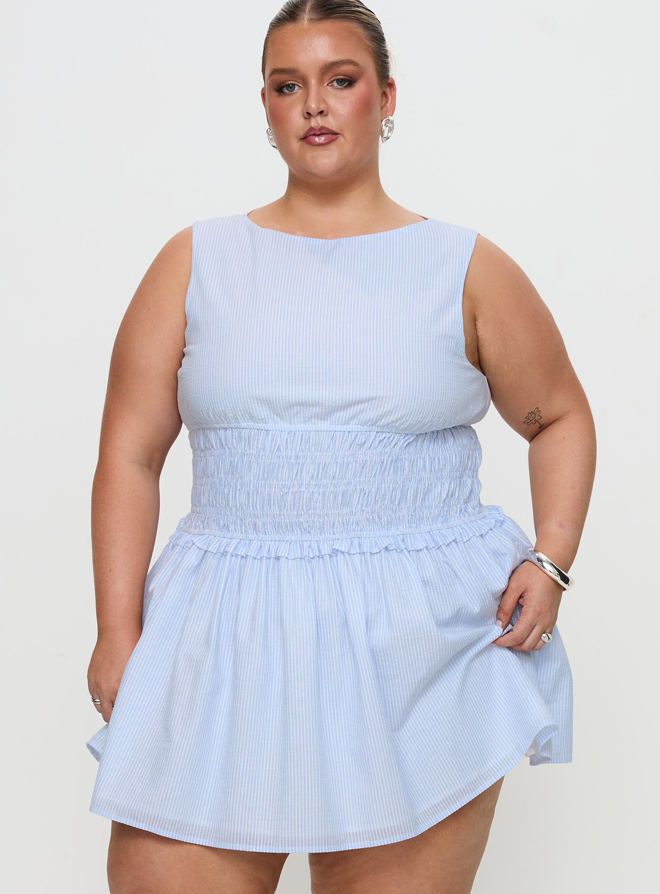 Yennifer Shirred Mini Dress Blue / White Curve