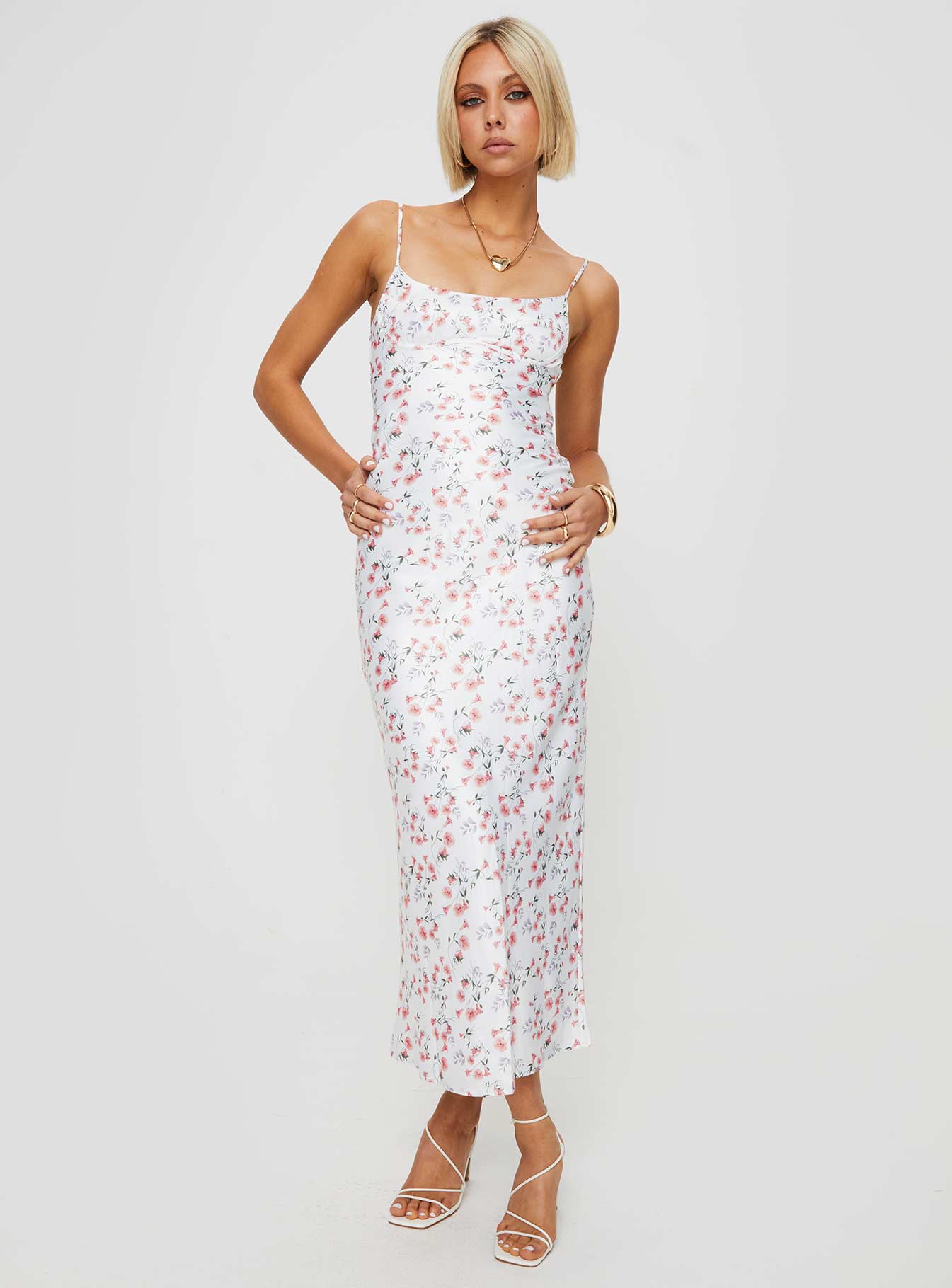 Mortica Maxi Dress White / Floral