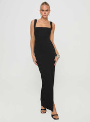 Bombshell Maxi Dress Black Petite