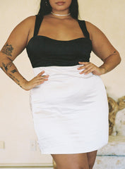 Miah Mini Dress White / Black Curve