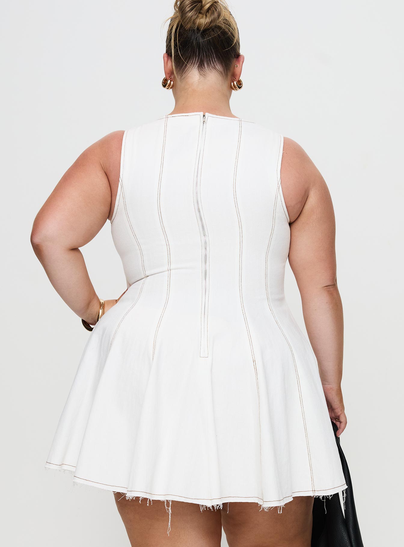 Composure Pleat Mini Dress White Curve